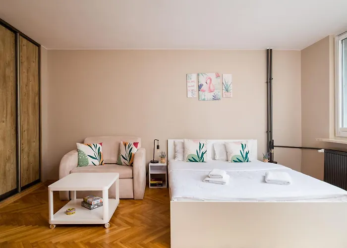 Saska Kepa Serene By Bookinghost Apartment Warsaw