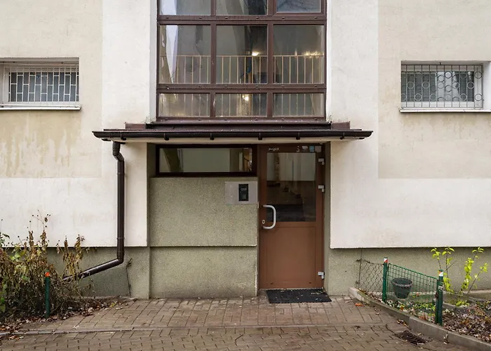 Saska Kepa Serene By Bookinghost * Warsaw